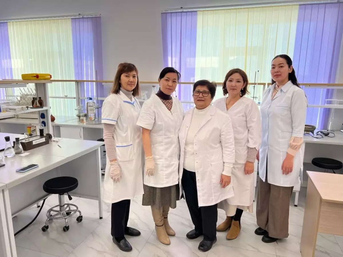 Казахстанские ученые-женщины разработали новый продукт из воды