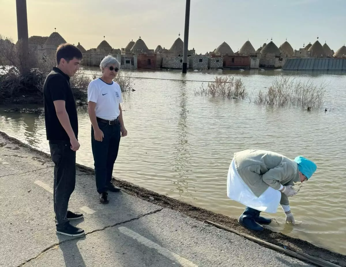 Оценен риск заражения в зоне паводков в Атырауской области