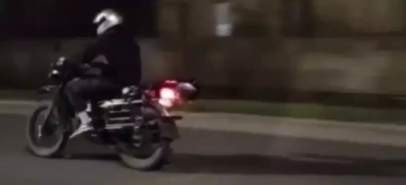 Погоня за мотоциклистом: несовершеннолетний устроил гонки по ночному Семею
