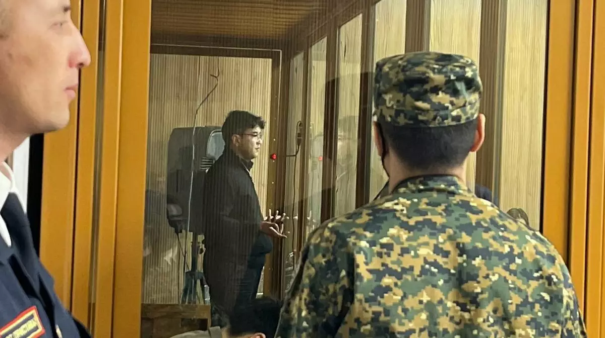 «Он невыносимый»: гадалка Бишимбаева дает показание в суде