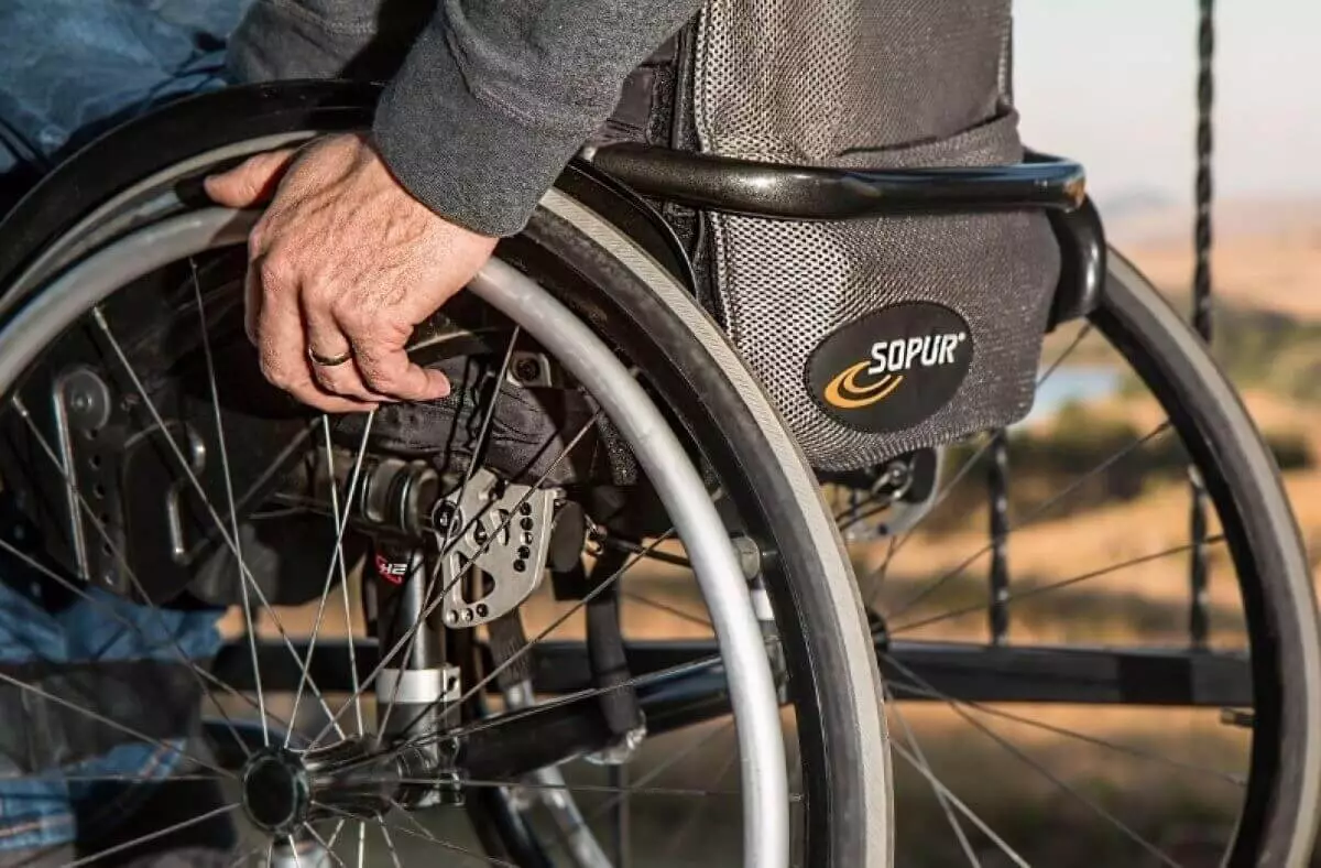 Лиц с инвалидностью заставляли просить милостыню в Актау