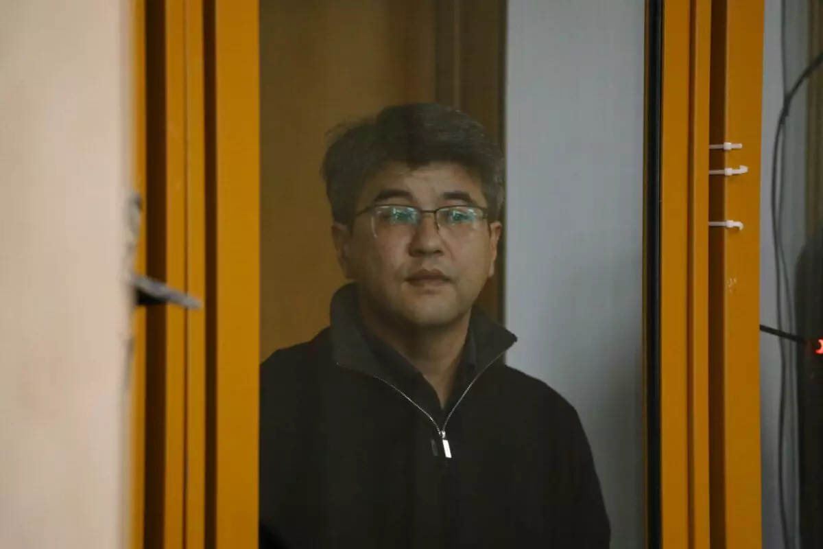 Бишимбаев признал вину в нанесении тяжкого вреда Салтанат Нукеновой (ВИДЕО)