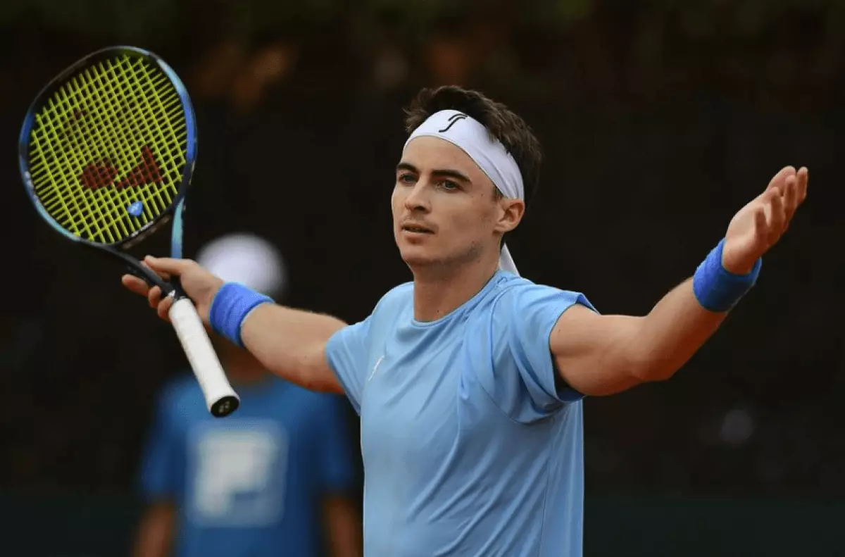 Казахстанский теннисист пробился в четвертьфинала в “Челленджере”
