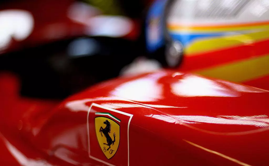 Ferrari изменила название команды в «Формуле-1» из-за спонсора