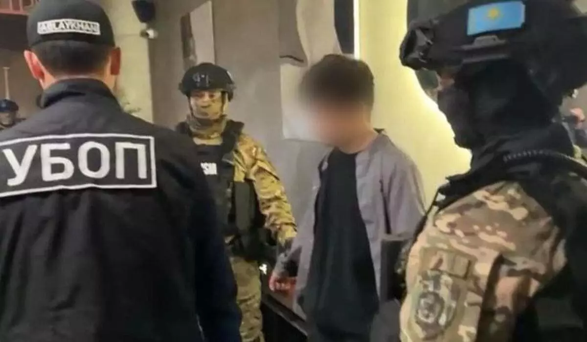 Спецоперацию по задержанию кальянщика провели силовики в Алматы