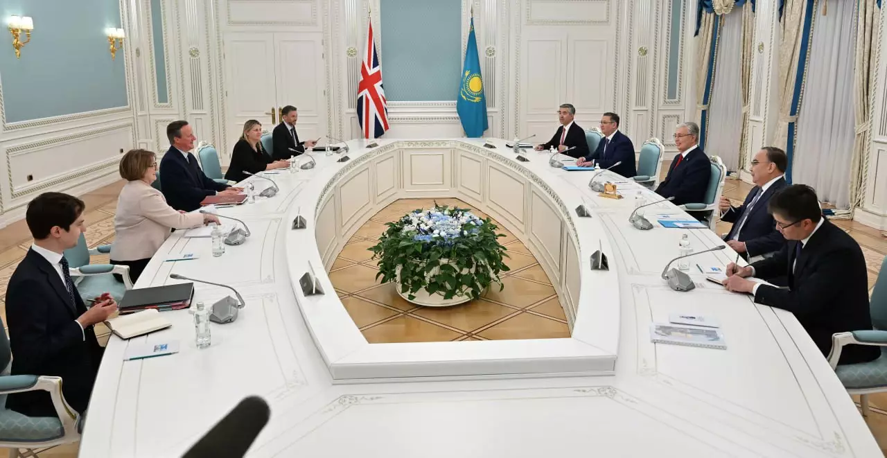 Глава МИД Великобритании: Мы намерены укрепить взаимодействие с Казахстаном