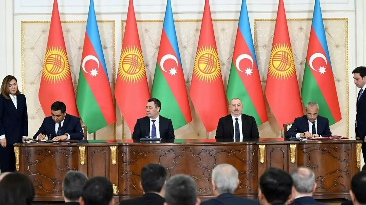 Капитал азербайджано-кыргызского фонда развития увеличили до 100 млн долларов