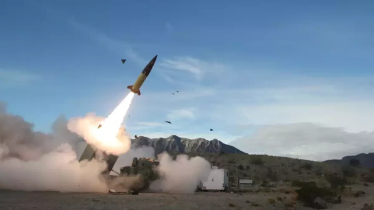 США тайно поставили Украине ракеты большой дальности — Reuters