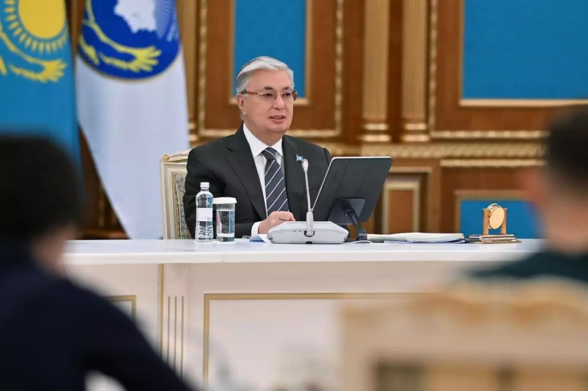 Казахстан должен быть сдержан в языковом вопросе – Токаев