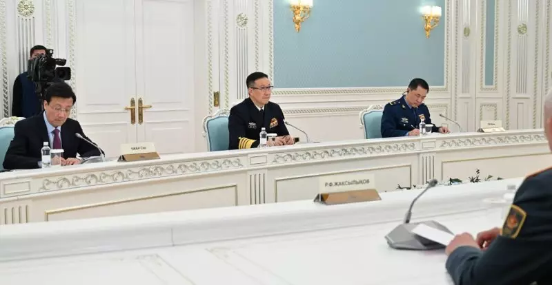 О чем говорили президент Токаев и министр обороны Китая