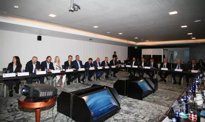ҚФФ президенті Ыстамбұлдағы УЕФА семинарына қатысты