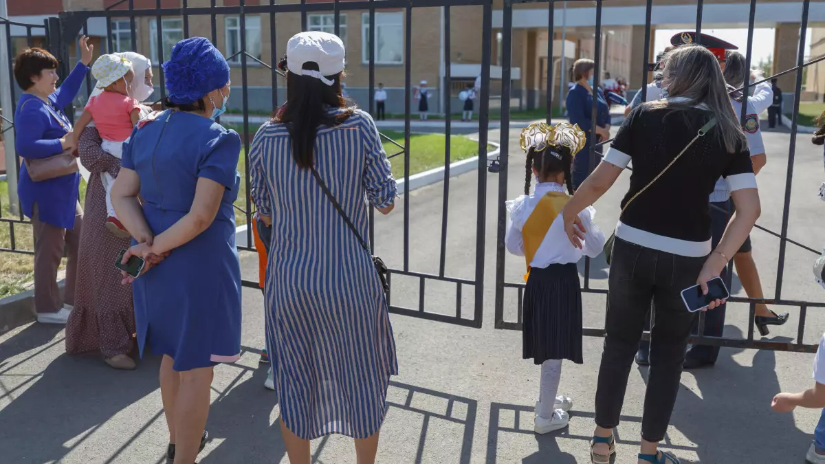 Школьных линеек 25 мая не будет в Казахстане