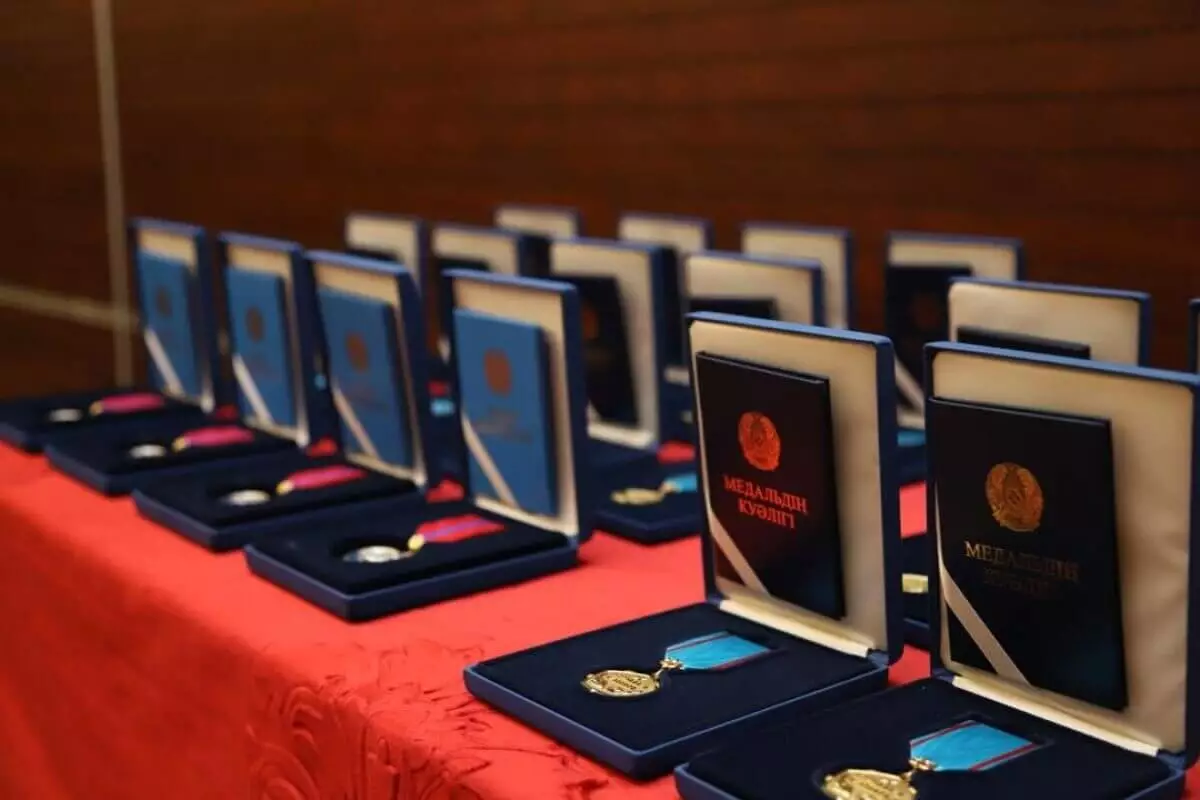 Новые награды для военных и правоохранителей появятся в Казахстане