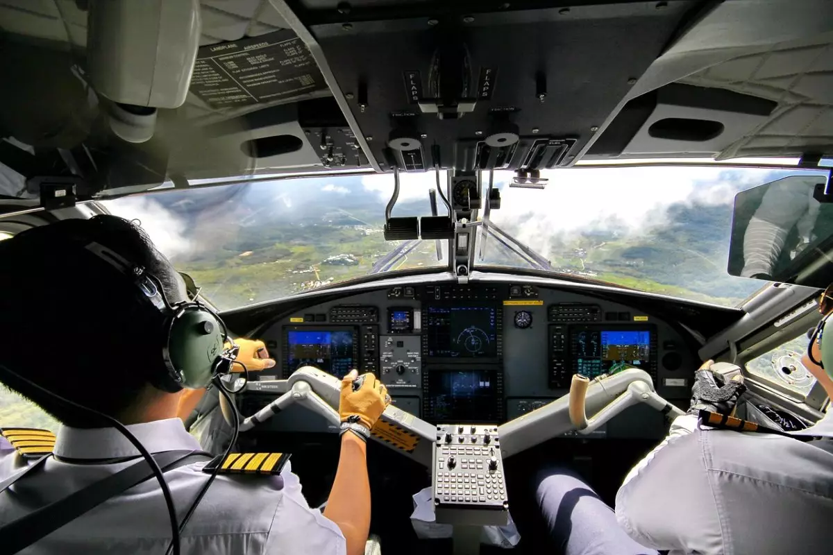«Air Astana» пилотының ұсталуына байланысты қылмыстық іс қозғалды