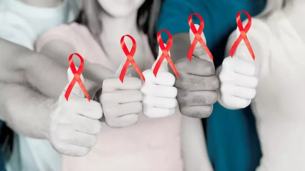 "Мы здоровые в кавычках": как живут ВИЧ-инфицированные в Казахстане