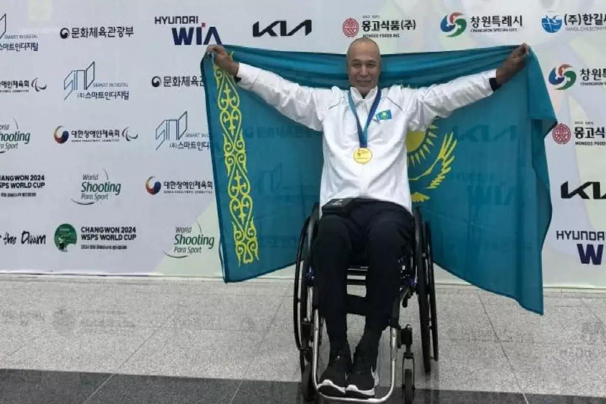 Казахстанец завоевал золото на Кубке мира по пара пулевой стрельбе