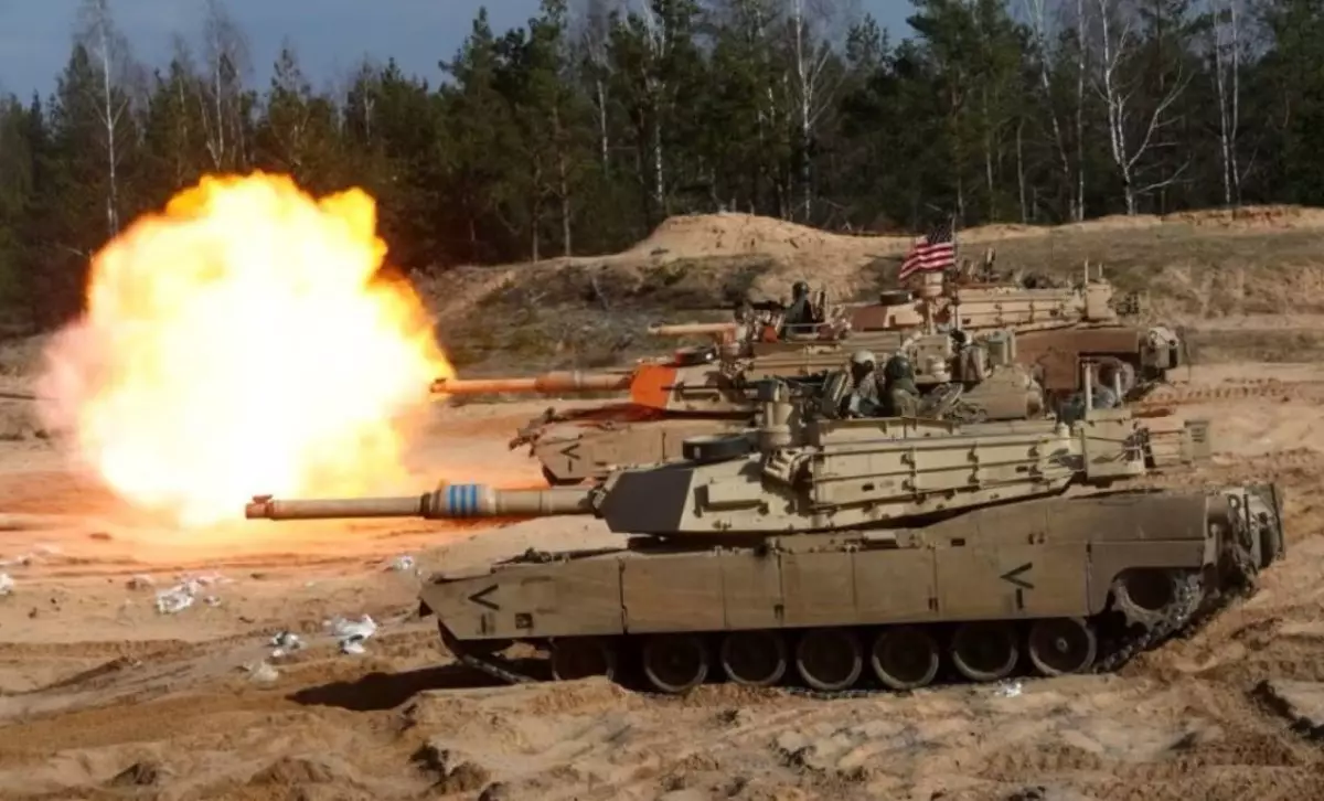 Украина ресейлік дрондардың кесірінен Abrams танктерін майданнан шығарды