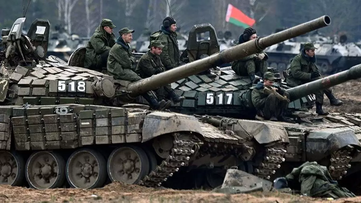 Власти Беларуси внесли важные изменения в военную доктрину