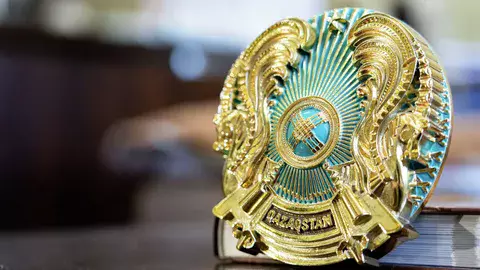 Правительство сформирует пул экспертов по вопросу изменения государственного герба Казахстана