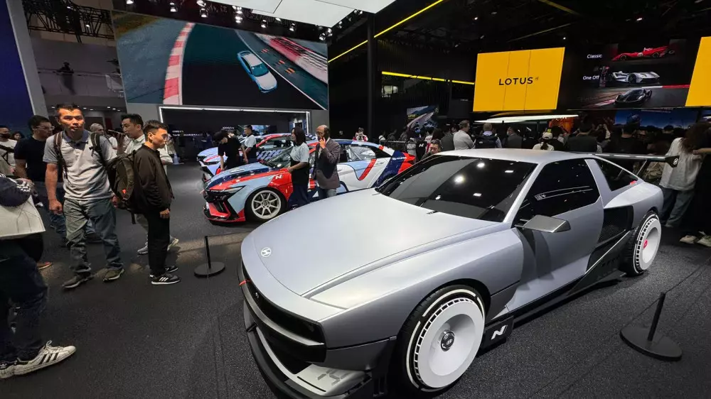 Самые яркие модели авто, представленные на Пекинском автосалоне - 2024