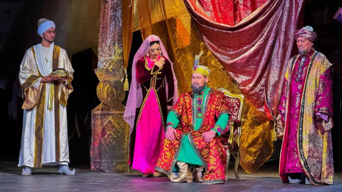 Түркияда қазақстандық театр ұжымы тарихи драманы көрермен назарына ұсынды