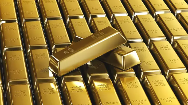 Работники "АК Алтыналмас" украли золото на 130 млн тенге
