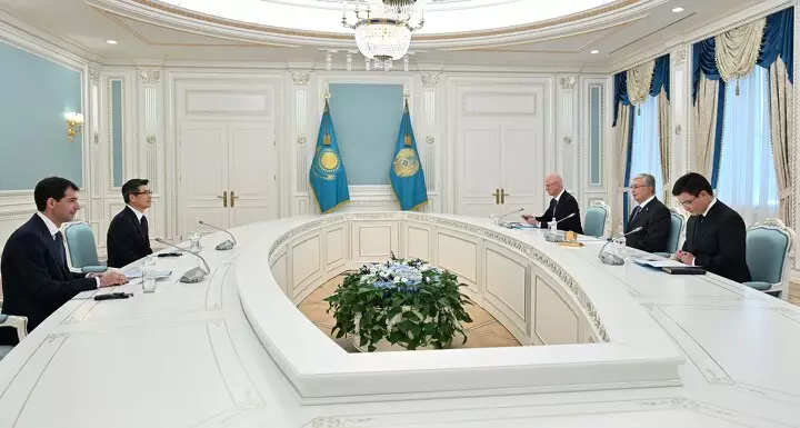 Президент Kia Corporation Хо-сунг Сонг посетил Казахстан