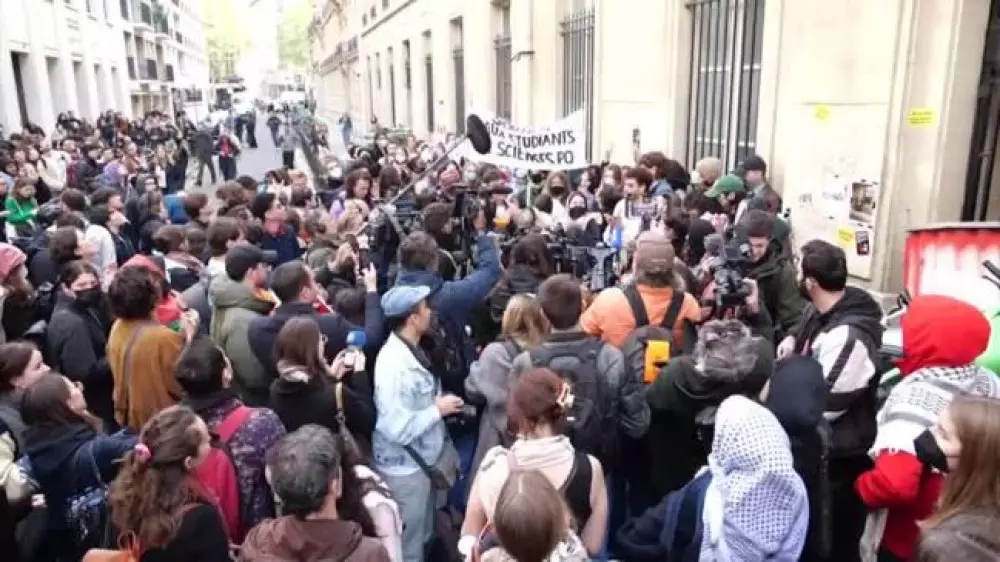 Пропалестинские студенты заблокировали кампус престижного университета в Париже