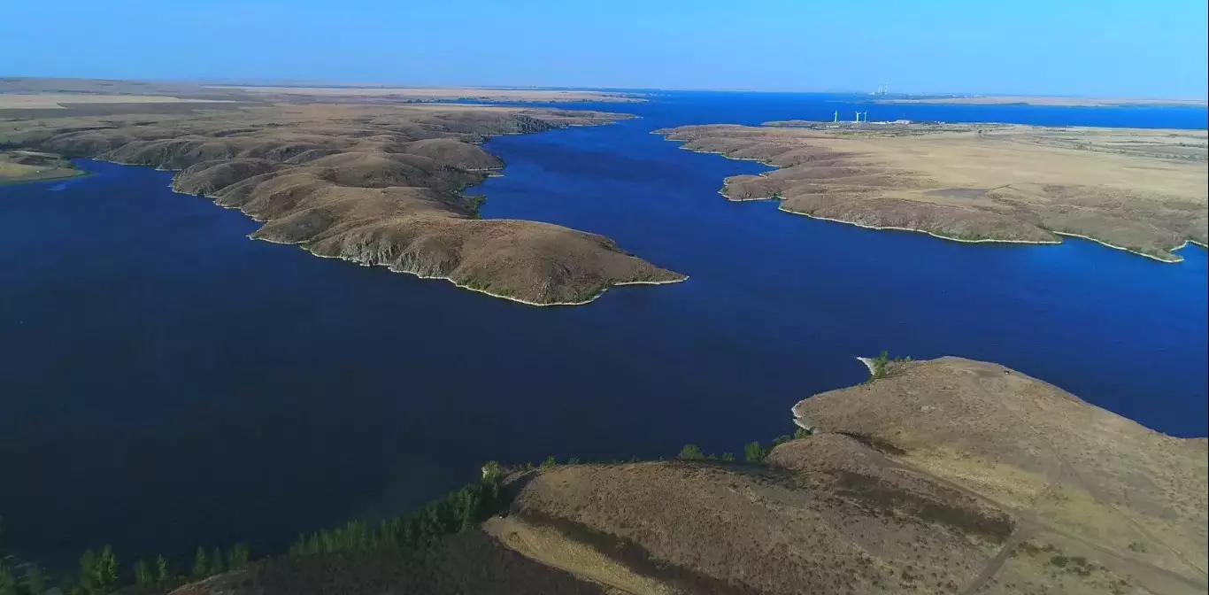 Вода из Ириклинского водохранилища РФ продолжает проходить по территории нашей страны