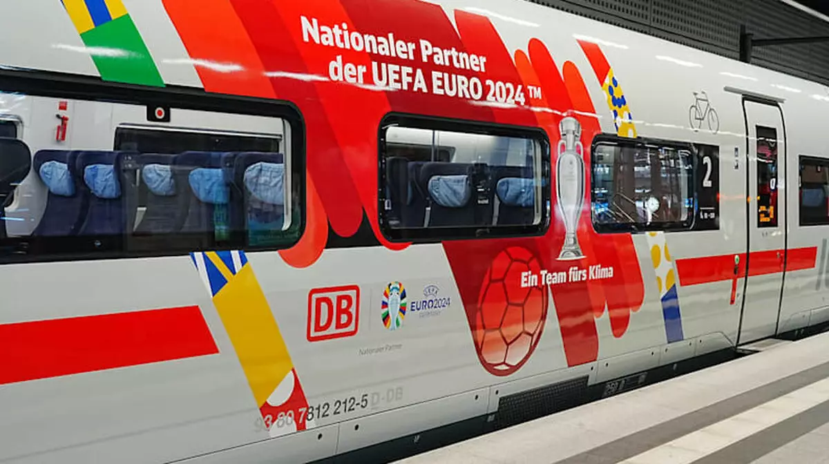 Еуропа чемпионаты қарсаңында Германияда «футбол пойызы» жолға шықты