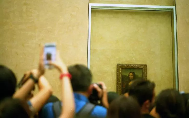 У «Моны Лизы» появится собственная комната в Лувре за полмиллиарда евро