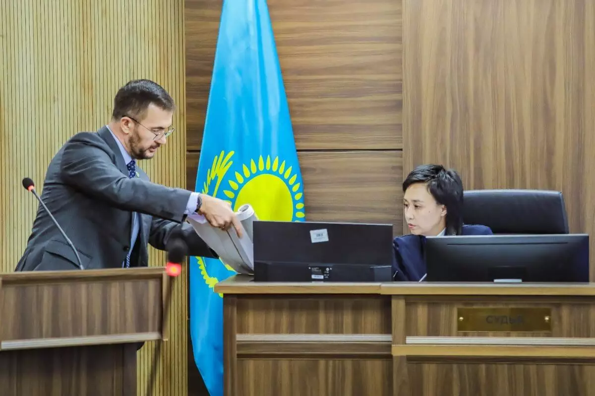 Суд над Бишимбаевым: прямая трансляция 29 апреля, 2 часть (ВИДЕО)