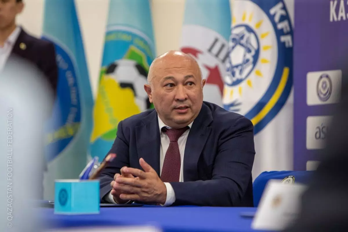 Президент КФФ рассказал о состоянии стадионов в Алматы и Астане