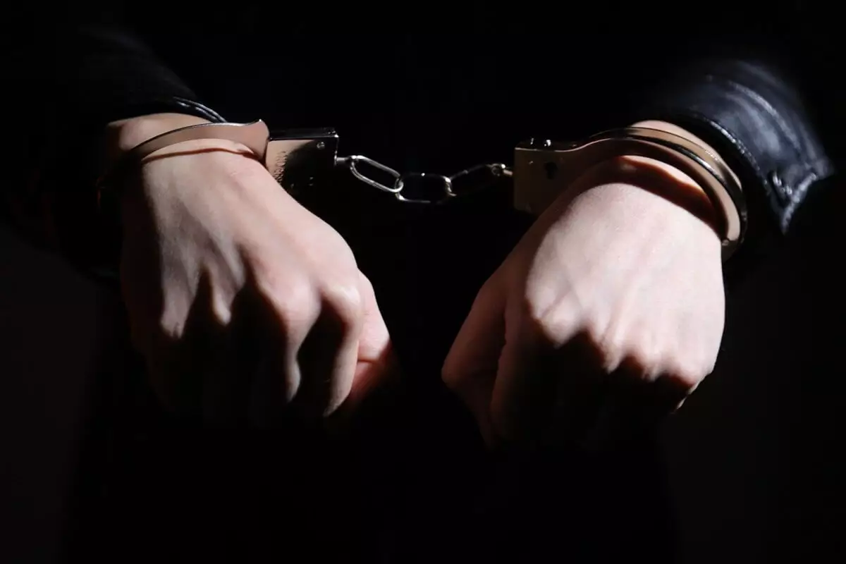 Охранник бара в Алматы осужден за изнасилование и грабеж