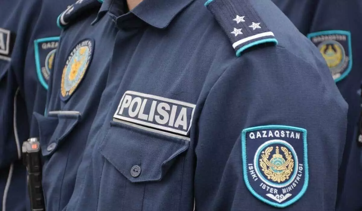 Пенсионер МВД пнул полицейского в пах в Павлодаре