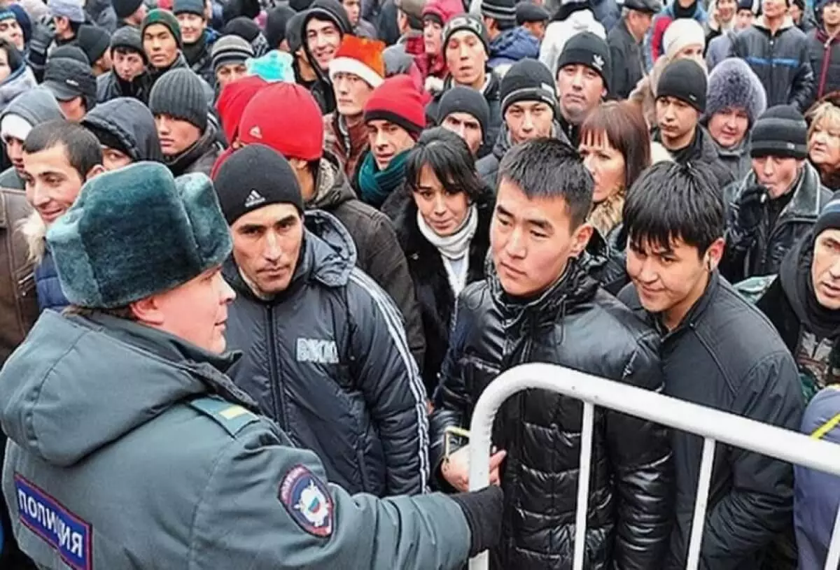 МИД Таджикистана вручил ноту послу России из-за нарушения прав своих граждан