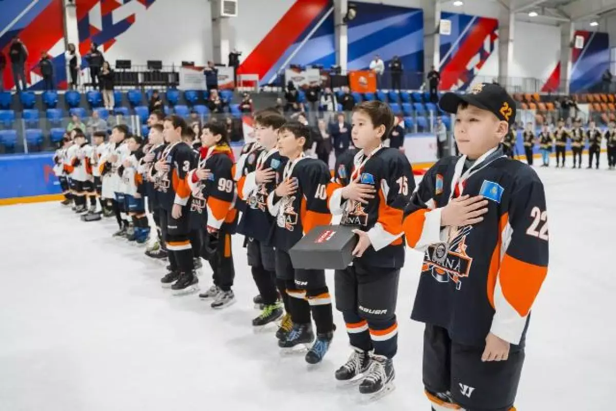 «Игры будущего»: впервые в Астане прошли уникальные хоккейные соревнования