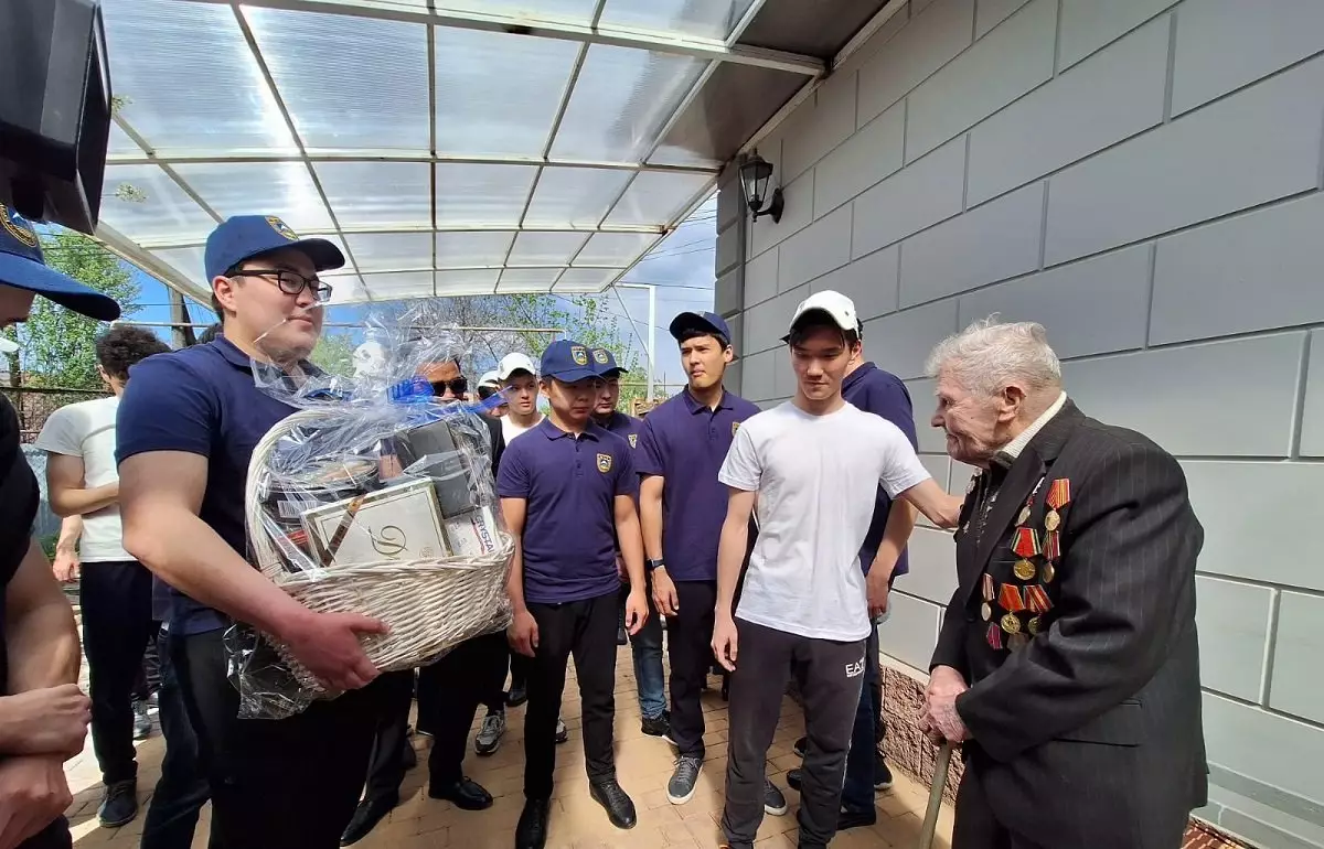 «Өнегелі ұрпақ»: алматинскому ветерану ВОВ помогут исполнить мечту