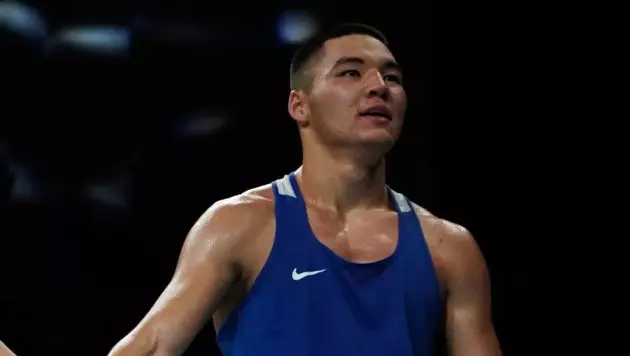 Казахстан с двумя нокдаунами и нокаутом выиграл бой на чемпионате Азии по боксу