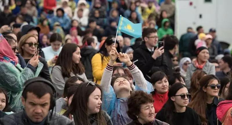 Более 500 тысяч казахстанцев носят унисекс-имена