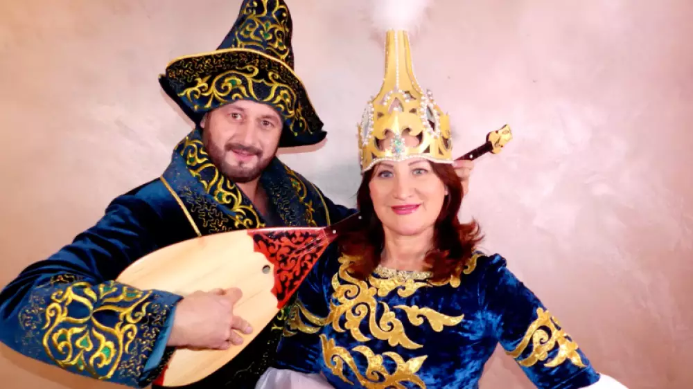 "Немцы с казахской душой": в Германии найден дуэт, поющий на казахском языке