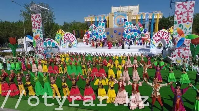 День единства отмечают в Казахстане