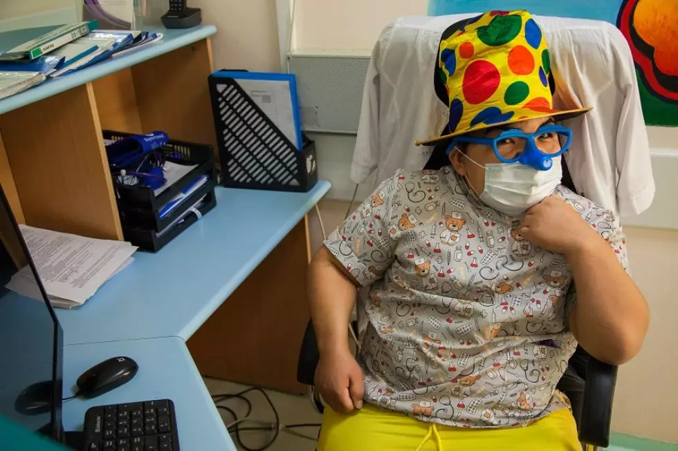 У детей должна оставаться надежда: больничный клоун о своей работе