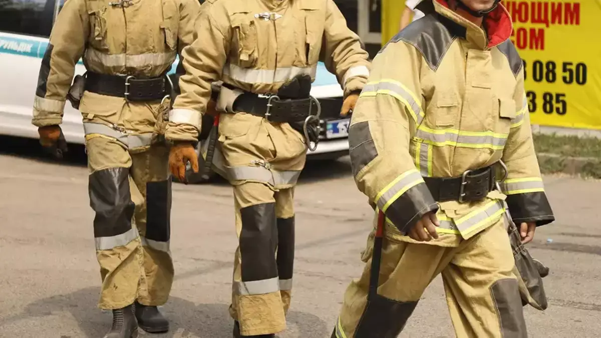В Алматы на месте пожара нашли тело женщины