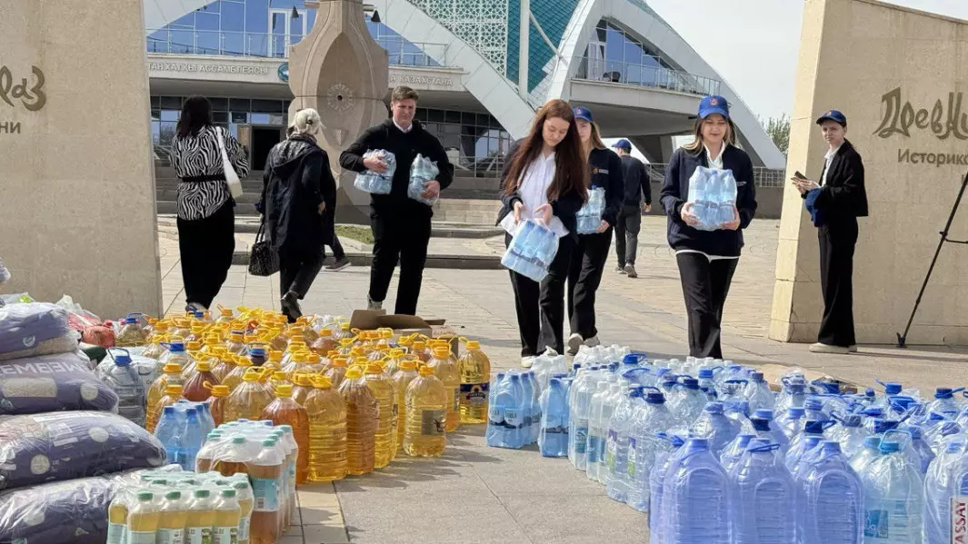 300 тонн гуманитарной помощи передала Алматинская область в пострадавшие регионы