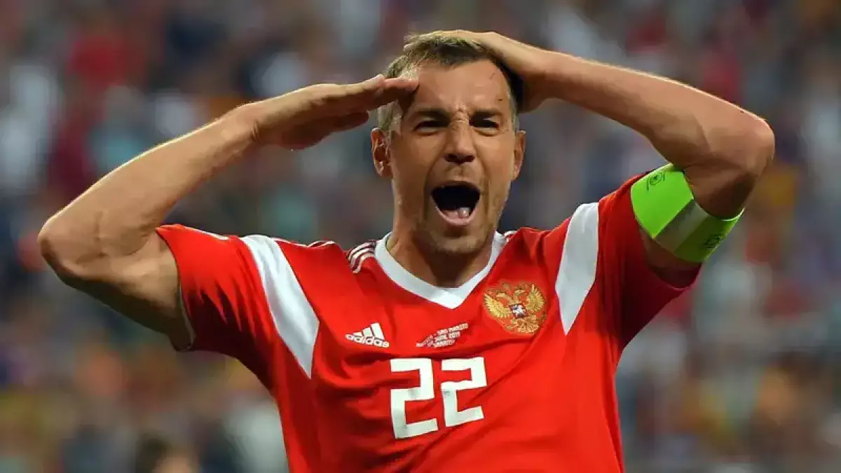 Скандальный российский футболист может перейти в казахстанский клуб