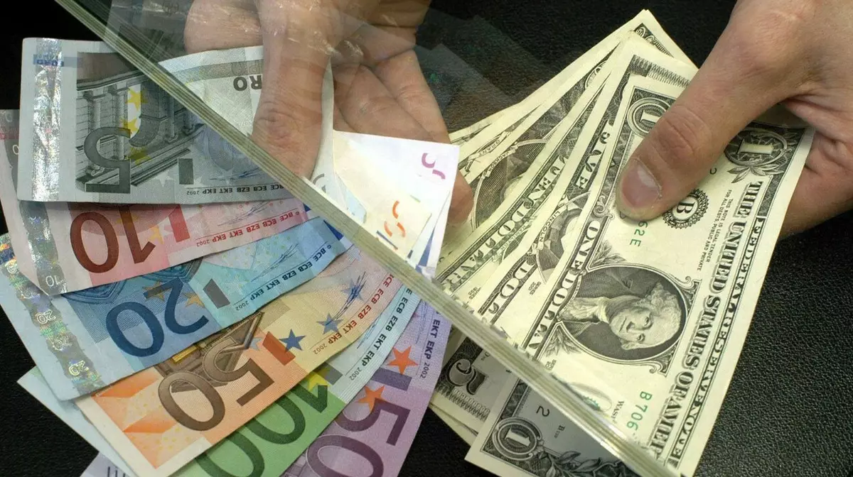 Курс валют в Казахстане на 2 мая