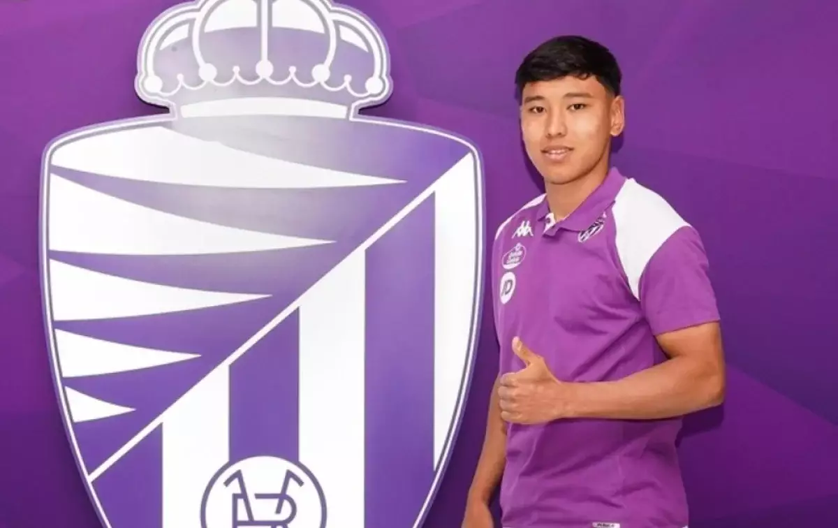 Молодой футболист из Казахстана будет выступать за клуб Роналдо
