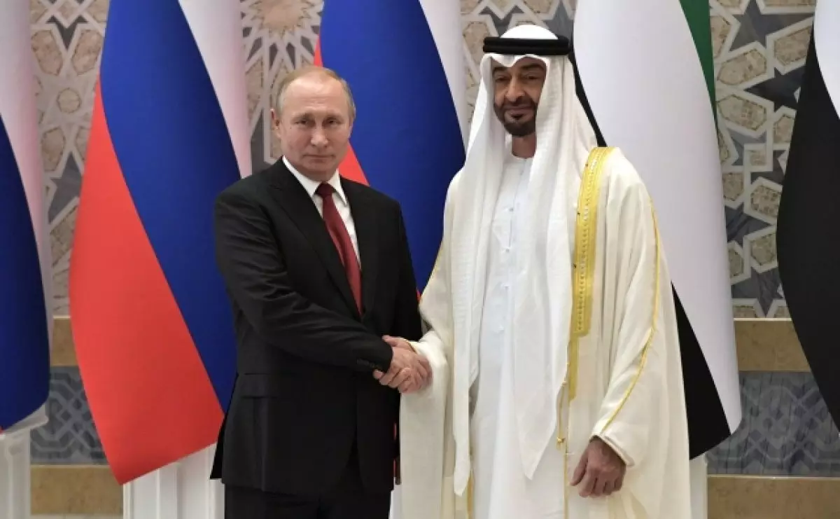 СМИ: Страны Запада давят на ОАЭ за сотрудничество с Россией