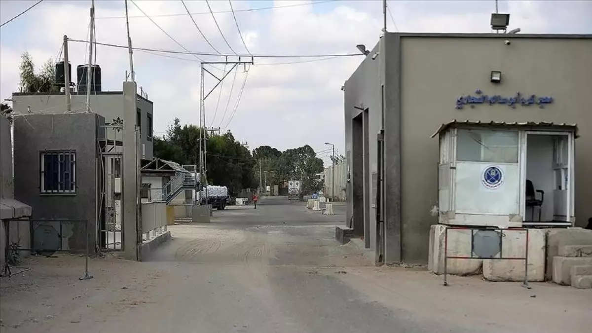 Израиль открыл один КПП для доставки гумпомощи на север Газы